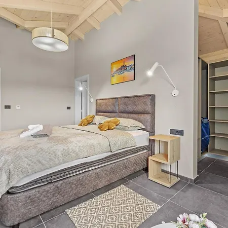 Semesterbostad Luxurious In Sivati
