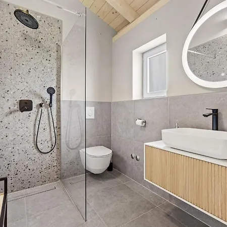 Semesterbostad Luxurious In