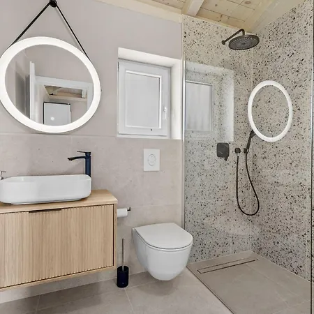 Luxurious In * Sivati
